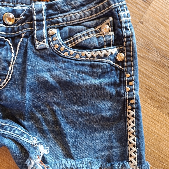 ☆Rock Revival Shorts☆ - Picture 5 of 11